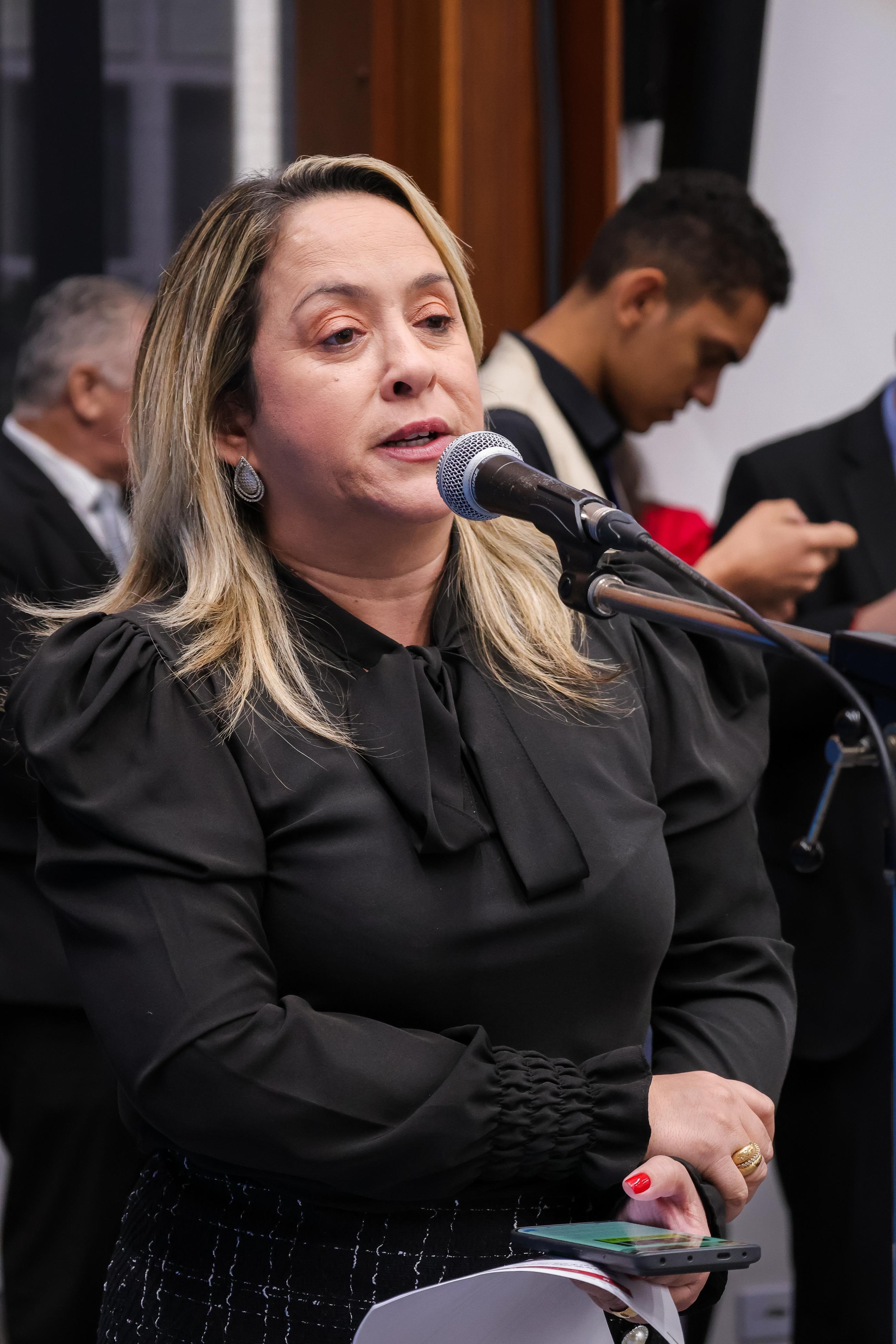 Indápolis: Lia Nogueira intervém para transformar escola desativada da rede estadual em Ceim