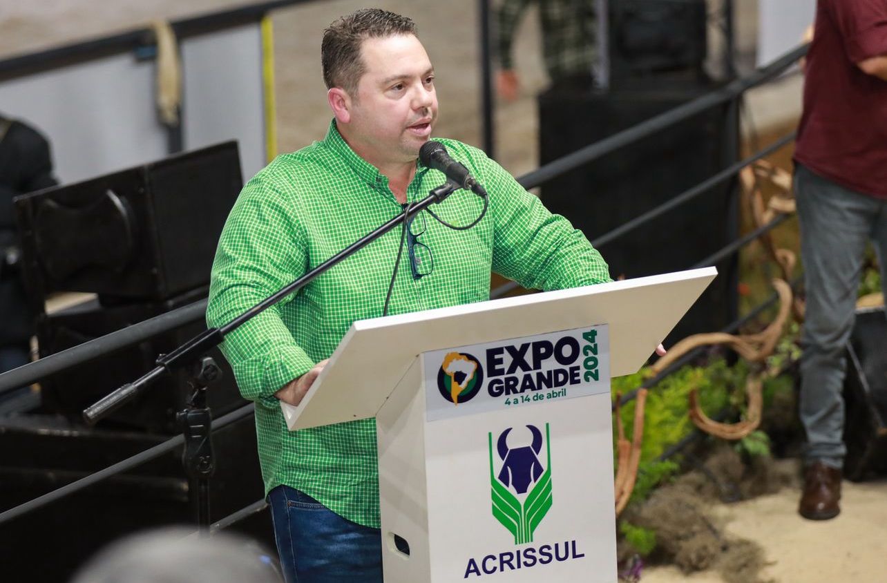 Durante abertura da Expogrande, Rodolfo Nogueira alerta sobre crise no agro