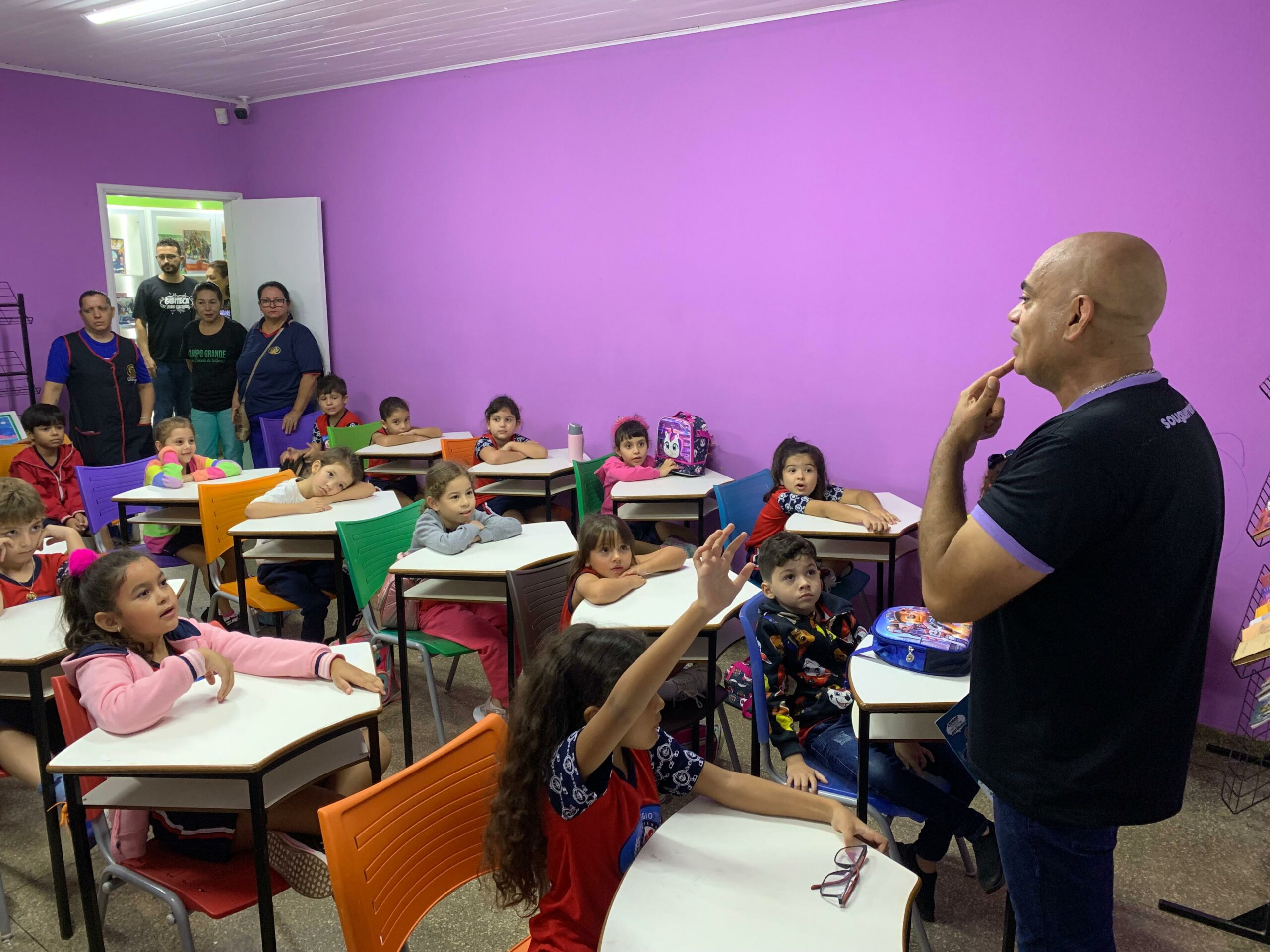 Ronilço Guerreiro destaca programação do Dia Nacional do Livro Infantil que acontece na Gibiteca