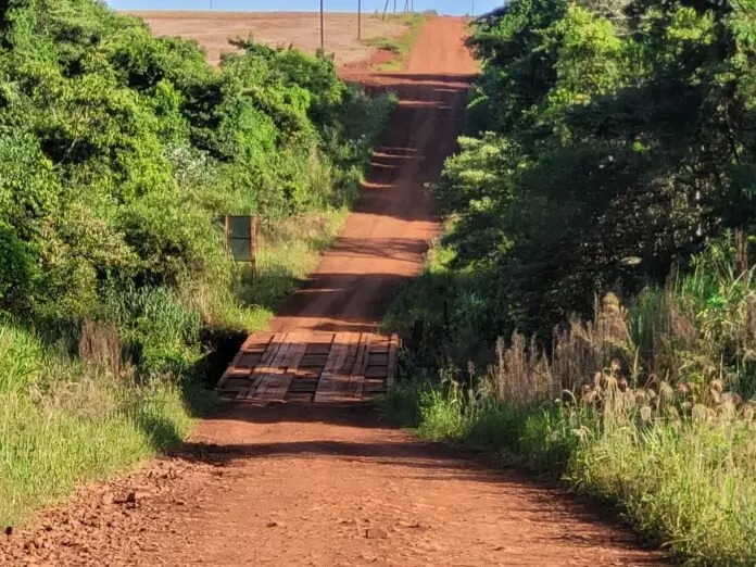 Lia pede substituição de ponte sobre o Córrego Glória em Ponta Porã