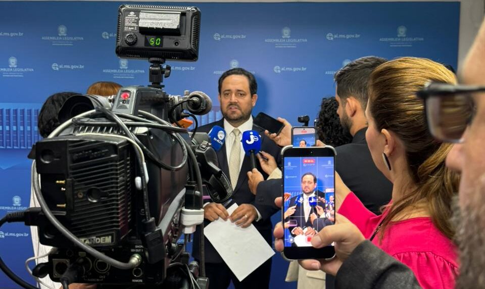Em super bloco, Marcio Fernandes lidera metade dos deputados da ALEMS