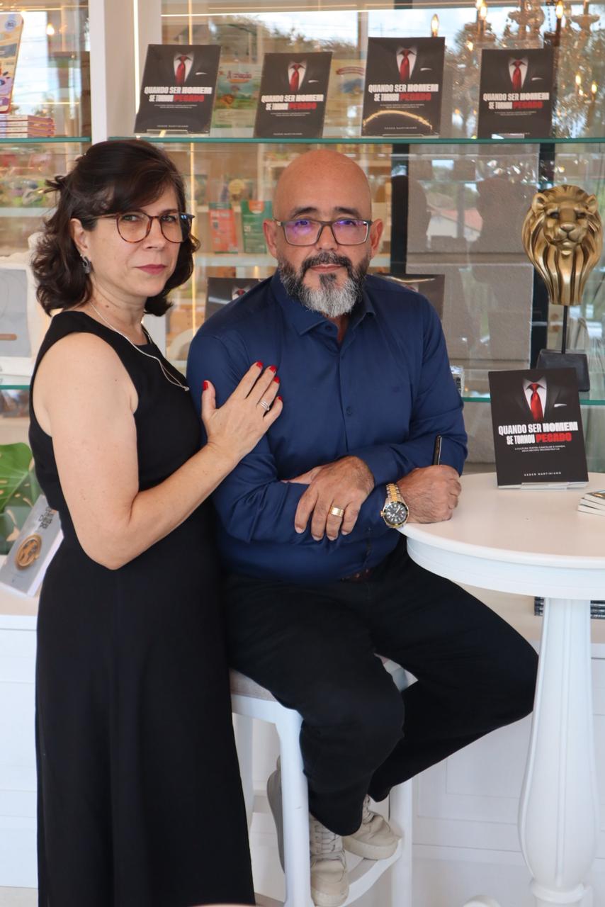 Lançamento de livro em Campo Grande propõe reflexão sobre a crise dá identidade masculina