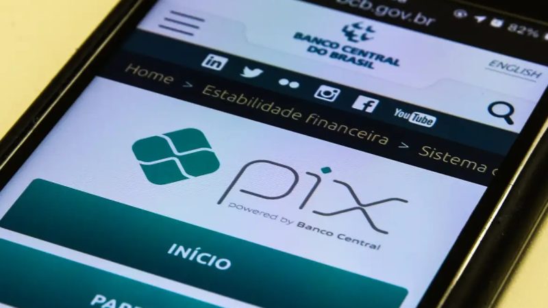 Pix por aproximação passa a mostrar saldo antes do pagamento