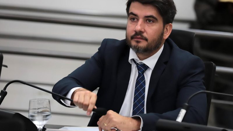 Projeto aprovado de Rafael Tavares avança além da Capital e inspira proposta estadual
