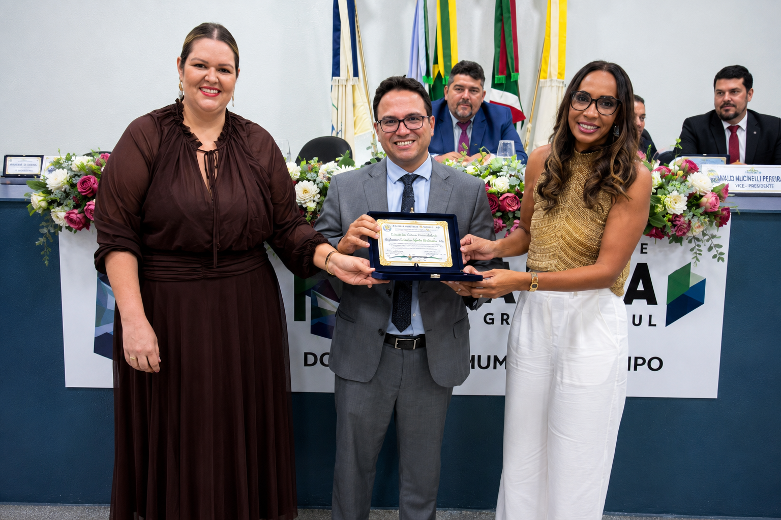 Câmara de Miranda homenageia deputado estadual Pedrossian pelos serviços prestados ao município