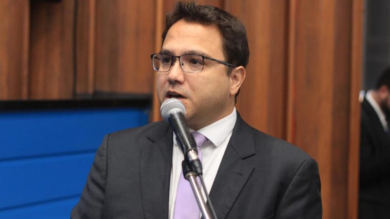 Pedrossian apresenta projeto de lei para incluir mel na merenda escolar de MS