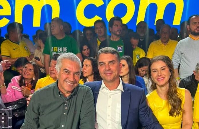 Lideranças de MS prestigiam convenção que oficializou Flávio Bolsonaro como candidato à Presidência