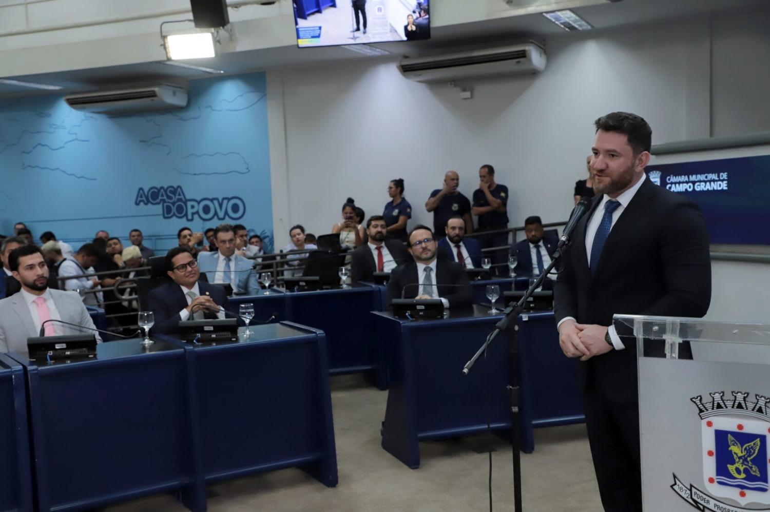 Mais do que apresentar projetos: Maicon Nogueira é o vereador mais produtivo da Câmara, com o maior número de projetos de lei sancionados