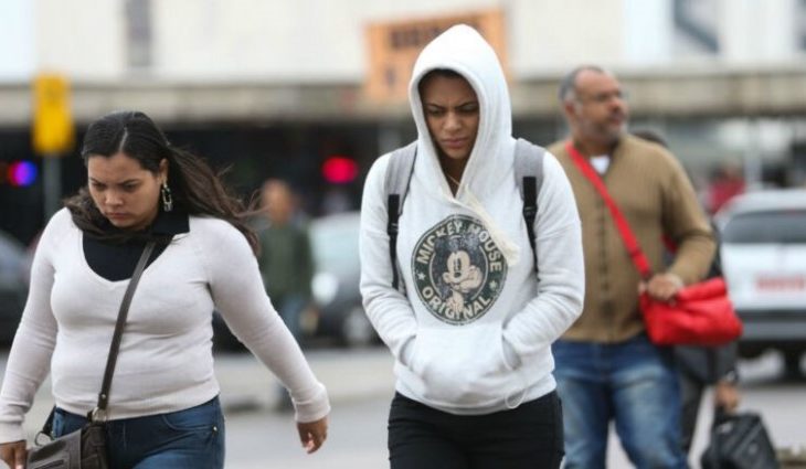 Frio e chuva marcam segunda-feira em MS; Campo Grande amanhece com 15°C