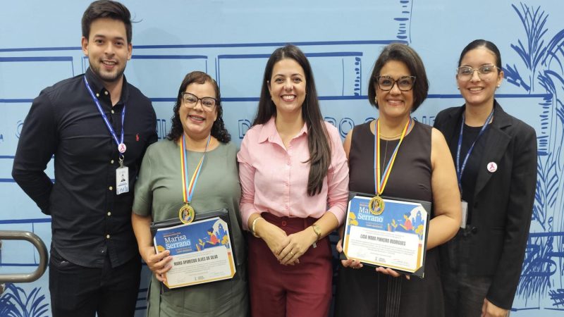 Clodoilson Pires homenageia Maria Aparecida e Licia Mara com Medalha Marisa Serrano