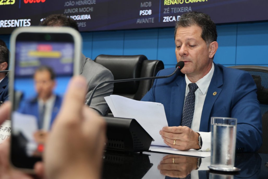 Renato Câmara cobra recapeamento da BR-376 entre Ivinhema e Deodápolis