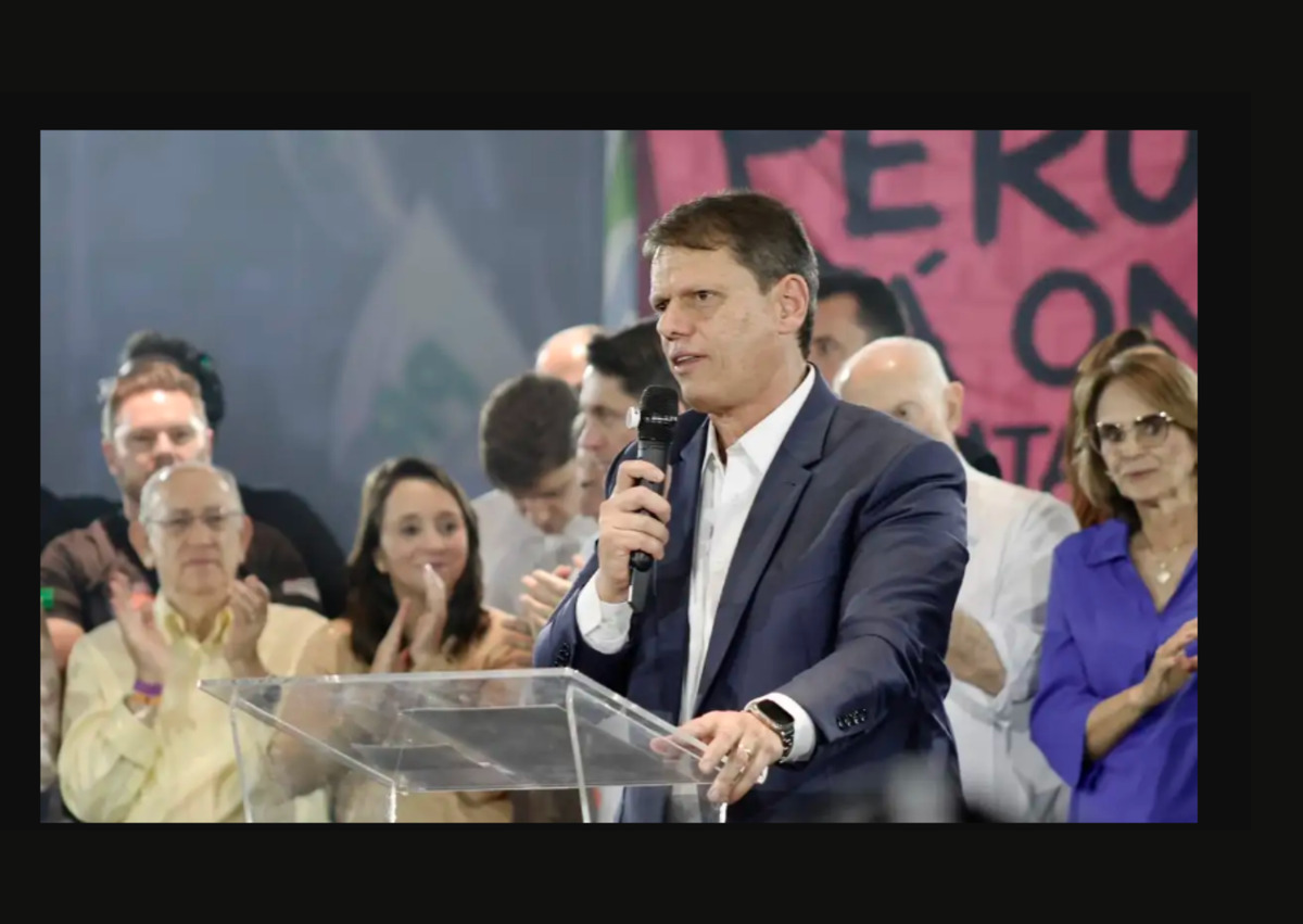 Tarcísio é reeleito em São Paulo com 62,8% dos votos